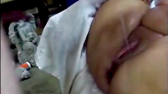 Mature bbw squirting a lot while fucked