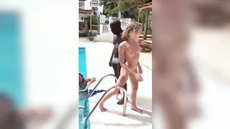 Three Hottie Frenchgirl head party on big black cock