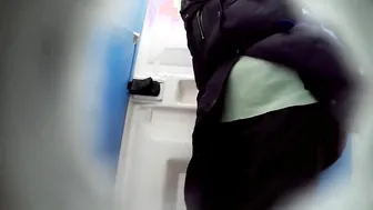 Voyeur in the dixitoilet secret camera spycam GRANDMOTHER
