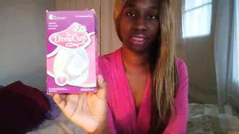 babe YouTuber Yomairie - Full breasts strokes (Deleted film)