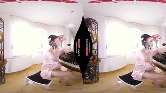 Cougar Ally Style inside VR Porn