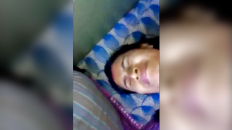Ek anjan bhabhi ke sath hui chudai join our telegram channel : desivid5