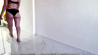 Seduced the courier with a juicy ass and cuckolded her husband 84