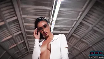 Skinny hispanic Deisy Leon has just irresistible natural titties and a tight