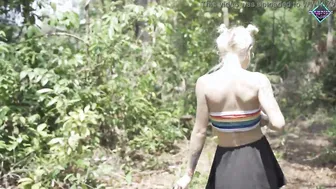 Juicy oral sex into the woods from babe blonde with facial. Karneli Bandi