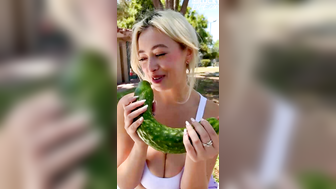 Taking Chloe Surreal And Her Melons To The Farmers Market
