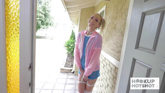 Doggy Dicked Slut Zoe Parker Faces A Hookup Jizzs Deep Load