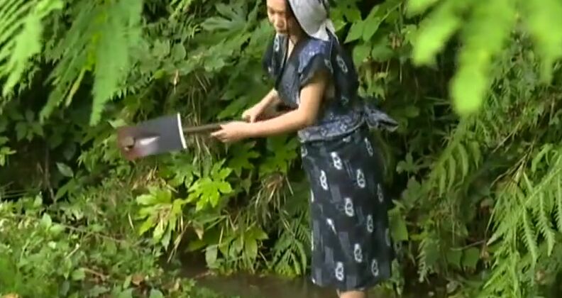 ক্রাইম প্রেমে রাজি না হওয়ায় জোর করে চুদল