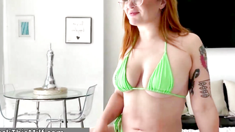 Perfect Step Mom Has Fun in Miami - Emma Magnolia 19
