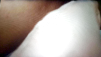 My husband fingring in my pusssy to wet me.