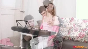 teenie Videoz - Bella Gray - Music lesson anal with