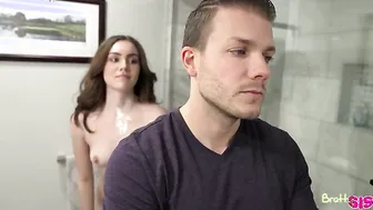 Sticky Stepsister - S18:E1