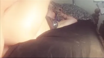 He uses the Fucktoy for Hard Anal and she Loves it