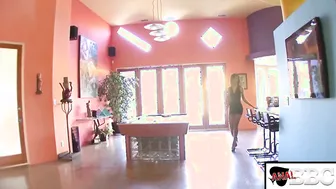 SLUTTY MILF CANT GOT ENOUGH DICK UP HER BOOTY