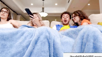 Nymphos Lexi Luna & Leana Lovings Wait For Chloe Surreal To Leave & Share Her Bf's Di 3