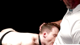 Master Ace Banner bareback fucks new gay sex toy