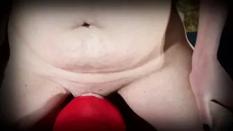 Sexy mom Squirts on my Face
