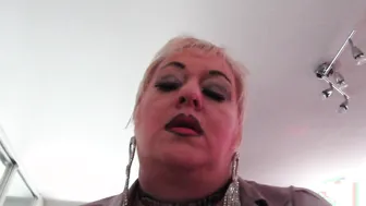CHEAP BIMBO CLIP
