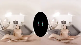 VRHUSH eastern Realtor Avery Ebony fucking her client