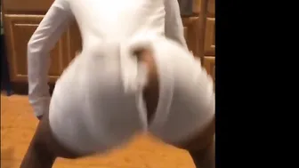 THICK EBONY GIRL INSIDE HEAT