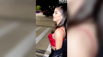 Cageside Arm Candy In Orlando With Latina Babe Sophia Leone
