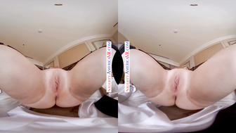 Blonde Bombshell Alexis Texas Satisfies My Thirst
