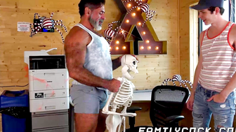 Pulsating porn video – Meaty Lawson James gropes my huge dick while I ride his thick dick