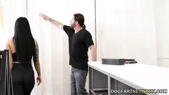 Big Boobed Teenagers Payton Preslee Blows And Fucks A bbcs At A Gloryhole