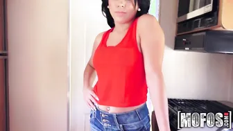 Mofos - Mia Pearl - Curvy Sluts Takes it Doggy Style