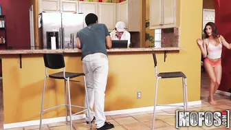 Mofos - Kinky teenie cheats on her boyfriend