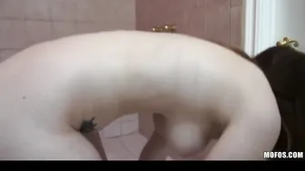 Adorable ginger Maryjane Mayhem fucks her man fresh out the shower