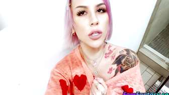 Stepdaughter gets pussypounded while on call