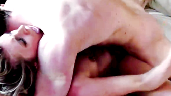 Morning sex with a loved one 95