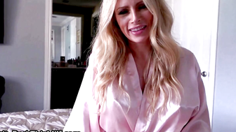 Best Friend's Fit Mom Fucks After Sleepover - Danielle Renae Alex Adams