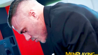 Erotic ass pounding by muscular Gustavo Cruz and Manuel Skye