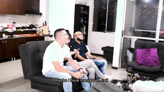 KOURTNEY GETTING BEAUTY AT HER FRIENDS HOUSE SO SHE FUCKS HER FRIENDS HUBBY AND HER