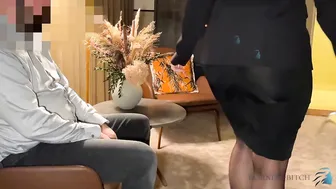 Business trip sex - boss meets secretary into suspenders into hotel room