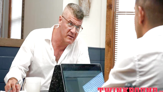 Newbie Andrew Powers expresses his sexual desire to Max Romano while working