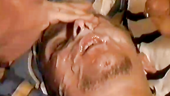 Hot gay bottom mouthing a big cock
