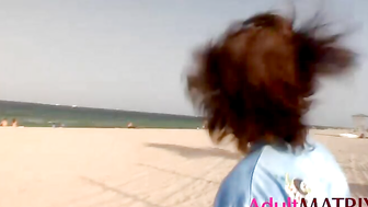 Tessa Taylor Seduces a Guy In the Beach