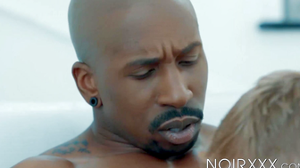 Offered porn video – Blonde Zach Covington offered his helping hand to service my giant penis