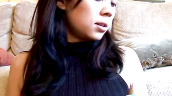 Teen camgirl likes to tease
