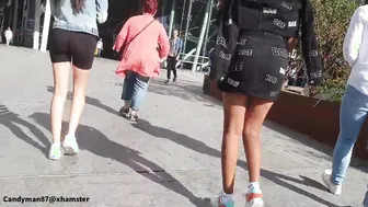 Candid 19 yo upskirt butt