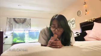 Beauty Hispanic Jizzes on Vibrator