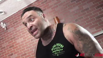 Australian Bae Amber Luke getting a new nose tattoo