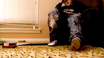 Amateur youngster shaved and sucked by old cum loving homo