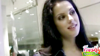 Lola Banks Flashes Her Boobs in a Mall
