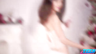 AmazingPussyShow Bedroom Teasing