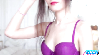 AmazingPussyShow Bedroom Teasing