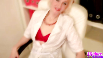 Sensual Mature NadyaAnal in Stockings